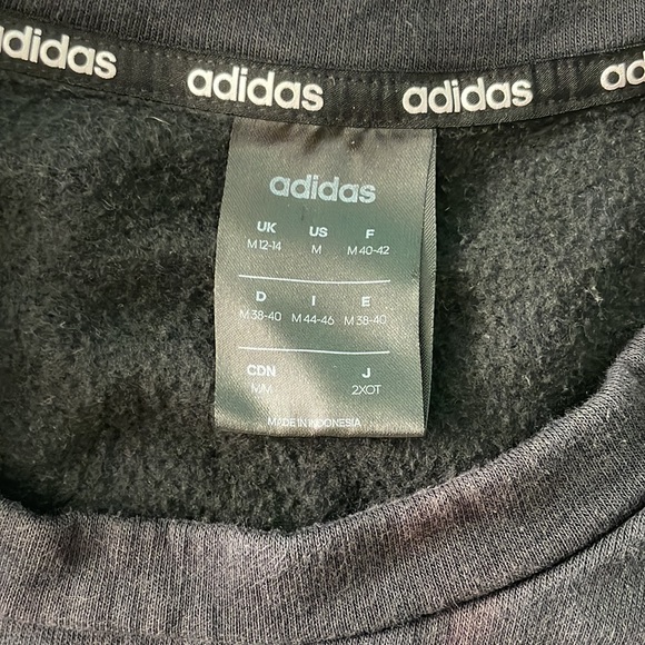 Adidas crewneck - Picture 3 of 3